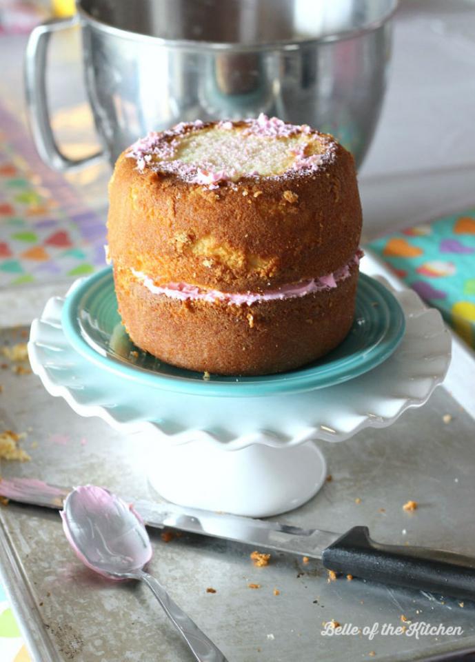1st Birthday Smash Cake Tutorial + Simple Vanilla Cake Recipe 