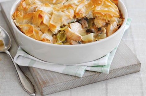 Creamy chicken pie