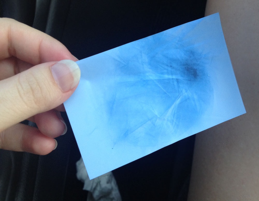 Oil blotting sheets. If you want I don't bring them.