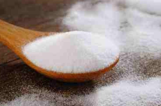5. Baking Soda
A bit of baking soda in a cool or lukewarm bath will temporarily provide relief to sun burn pain. Just remember to let your skin air dry out of the bath so the baking soda really soaks in and soothes the pain.

