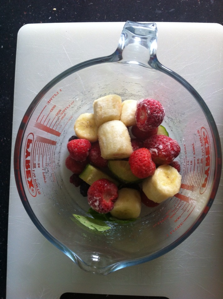 Gorgeous Detox Smoothie - Perfect for Summer Breakfasts 😍