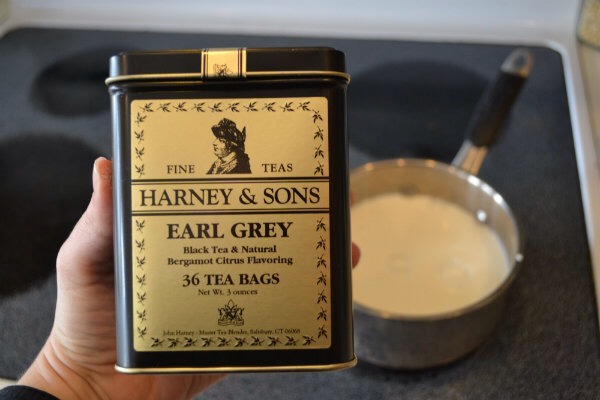 Earl Grey Hot Chocolate. My Style.
Ingredients
2 cups of Milk
3 bags of Earl Grey Tea
1/2 cup of a dark chocolate bar
1 teaspoon of brown sugar.
