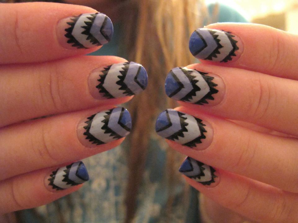 Tribal Nail Art - Tutorials And Design Ideas