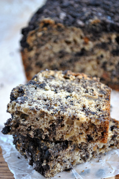 Peanut Butter Oreo Banana Bread!!!