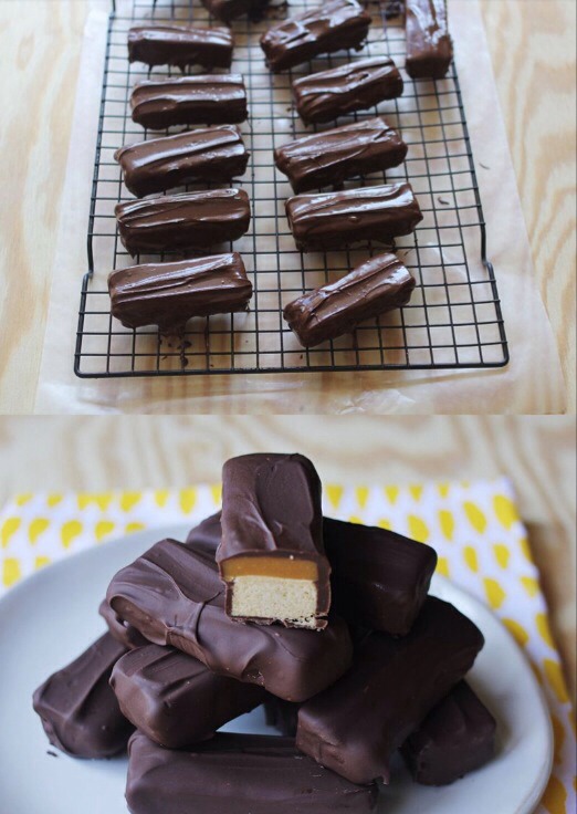 Easy No Bake DIY Twix Bars!