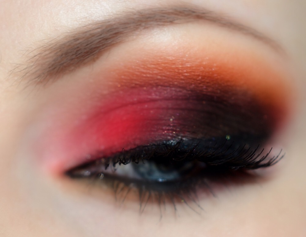 Red/Orange Eyeshadow Makeup🏮