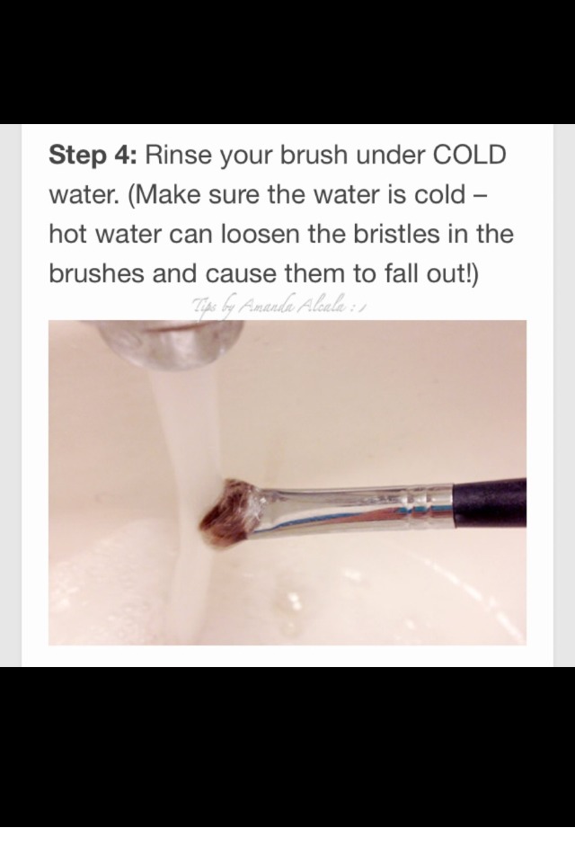 How To Clean Makeup Brushes