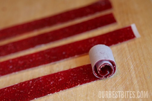 Most of the little rolls will stay rolled, but if they need help, you can always attach a little piece of tape, or a twist tie to keep them all bundled up.

