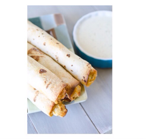 💖 Baked Buffalo Ranch Chicken Taquitos With Blue Cheese Dipping Sauce 💖