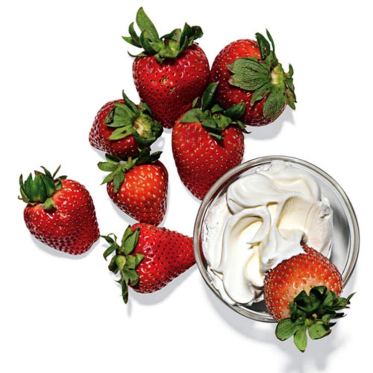 1 C STRAWBERRIES AND 3 TBSP COOL WHIP FREE 
For a totally guiltless dessert, dish up a bowl of this sweet, fiber-rich combo.
