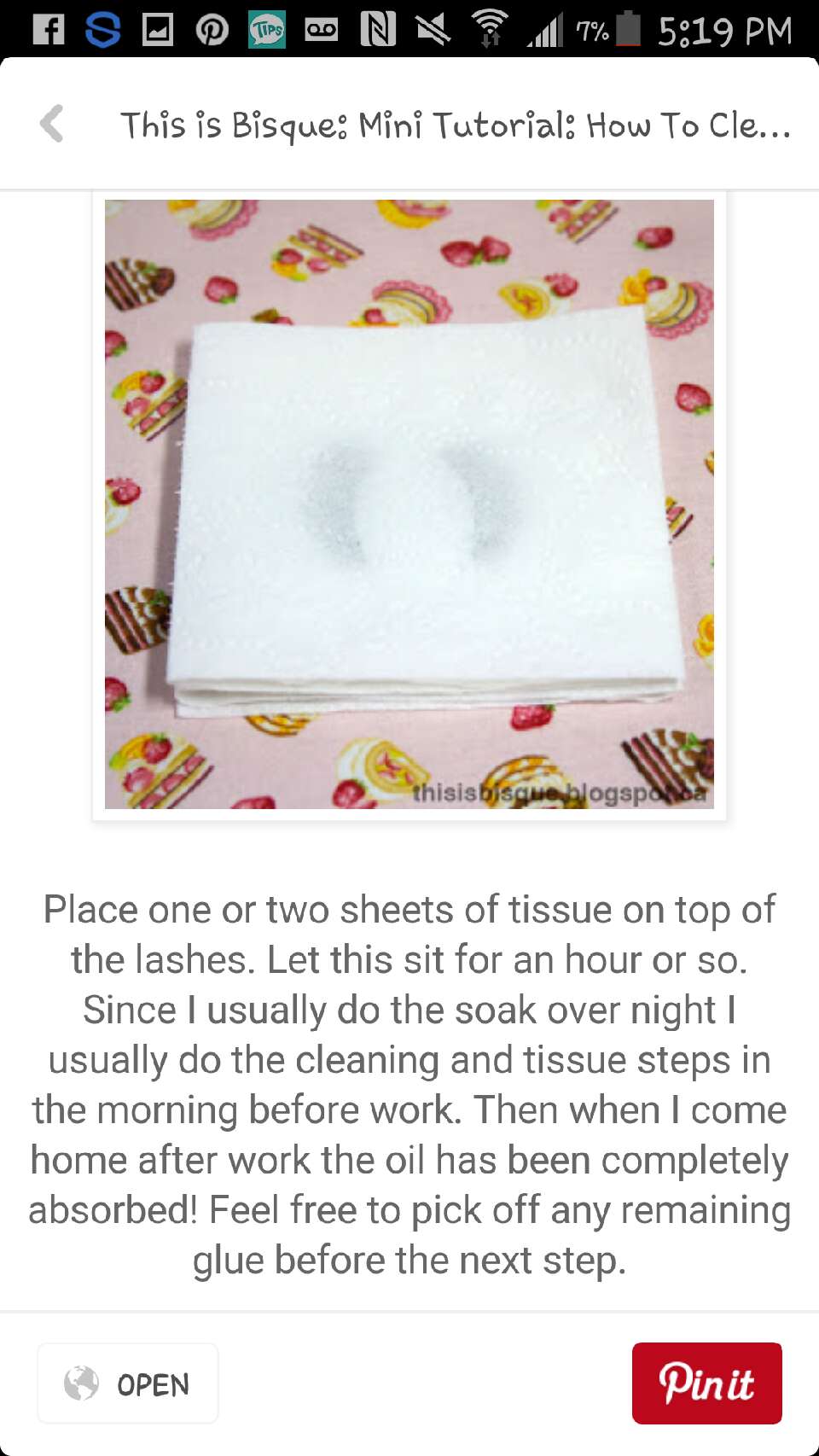 how to clean ur false lashes 