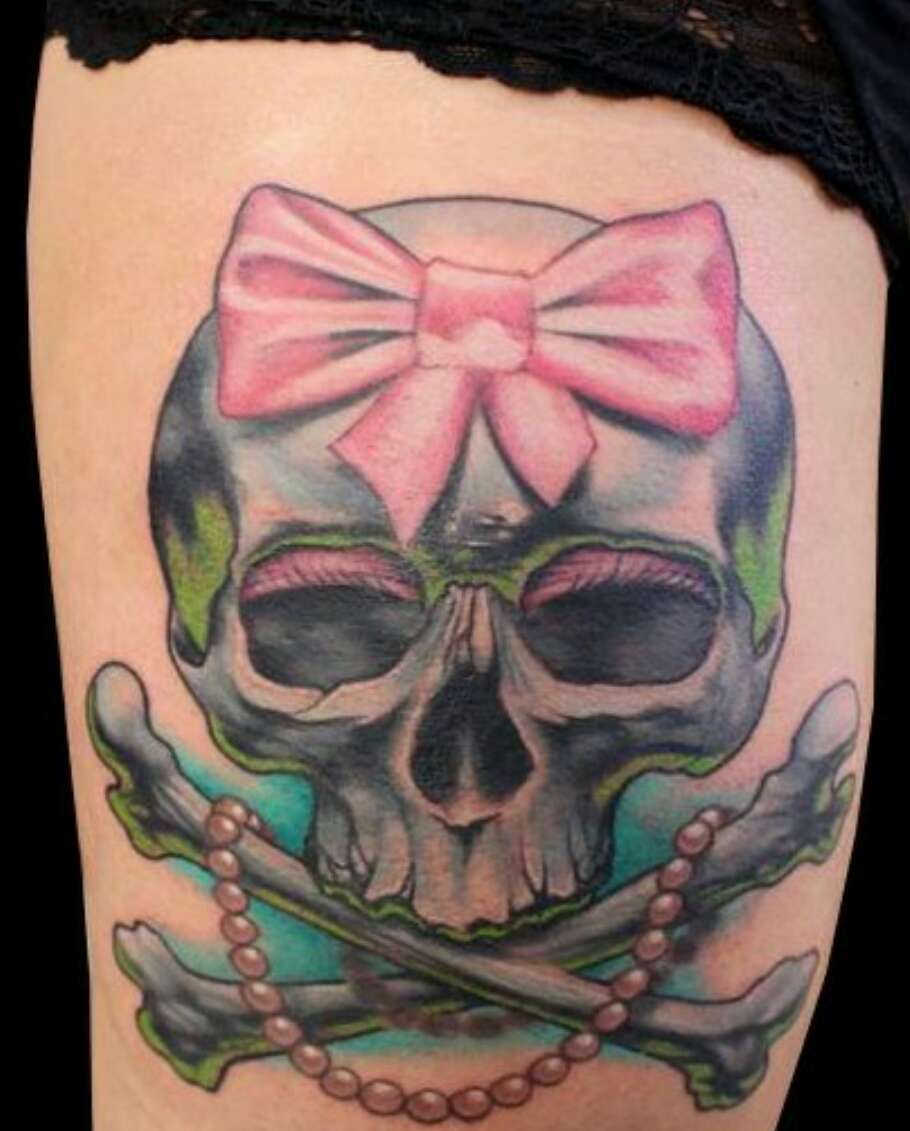Beautiful Skull Tattoos For Women!