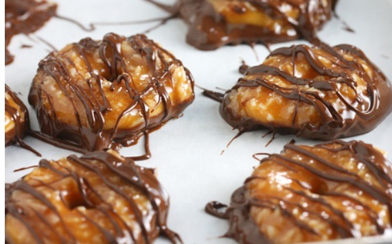 Homemade Girl Scout Cookies: Samoas