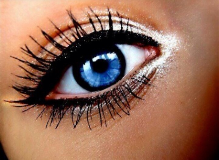 Gorgeous Natural Eye Makeup! 