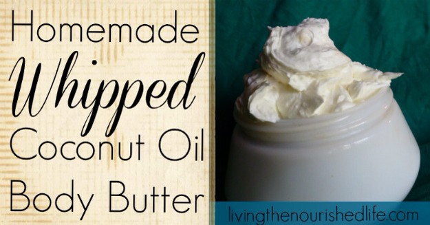 What you need:
▪️1 cup coconut oil
▪️1 teaspoon vitamin E oil (optional)
▪️A few drops of your favorite essential oils for fragrance 