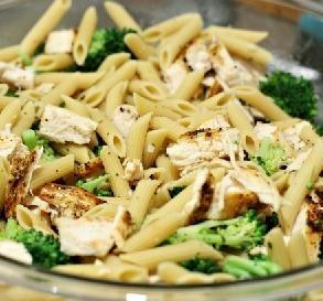Broccoli And Garlic Pasta!! Just Over 200 Calories