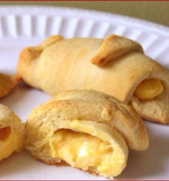Grilled cheese bites
Package of crescent rolls
Sliced cheese
http://www.cometogetherkids.com/2012/05/grilled-cheese-crescent-bites.html