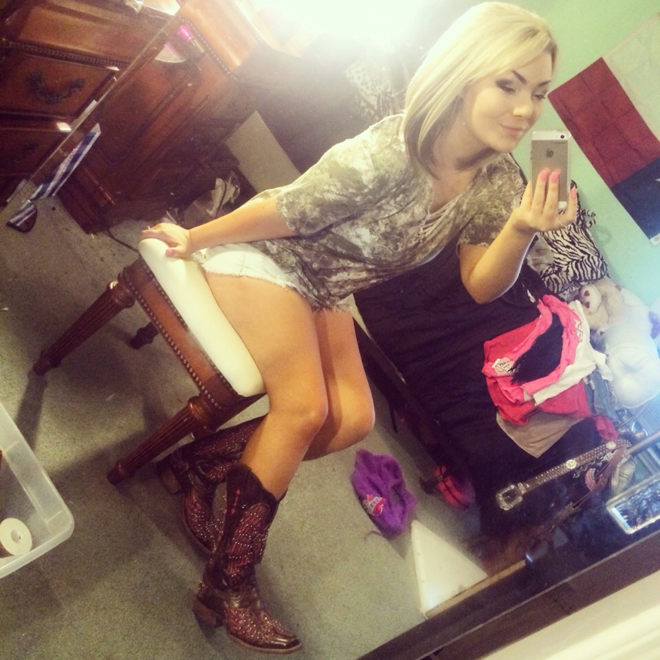 How I Lost 35 Pounds Easy!! Don't Forget To Like It! (: