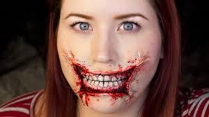 20 Creepy But Cool Halloween Makeup Ideas! #Halloweentip