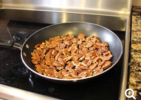 Chocolate Caramel And Pecan Turtle Clusters!