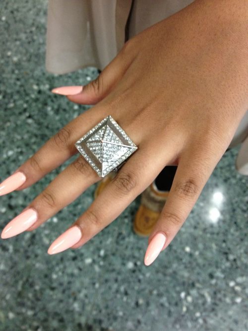 Beautiful Trending Nail Looks