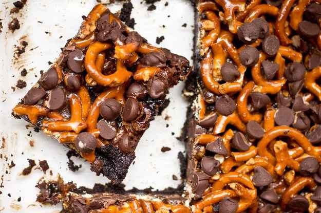 14. Salted caramel Oreo brownies 