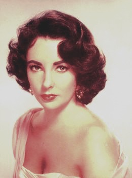 The Hair
You know by now they love to accentuate the face . The cute or sexy short hairstyles where used most commonly , but still some held onto their lady locks. The hair was usually curled and used much hair product. 
But the tip used back then was , do it at night and in the morning . Never stop