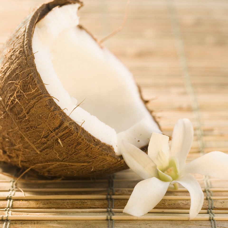 Coconut oil itself can repair your skin! If you want clearer healthier skin faster add honey and avocado !!