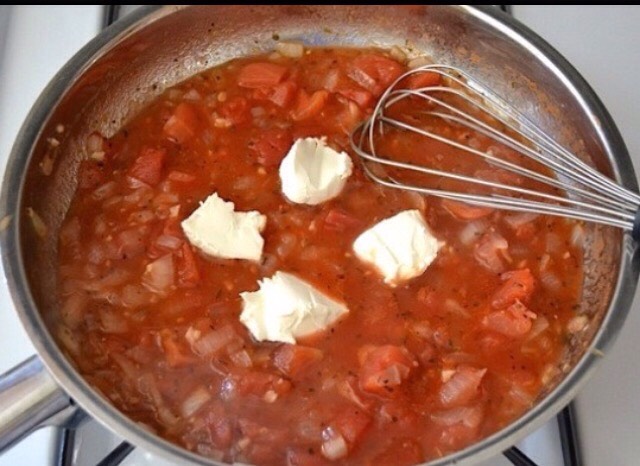 Healthy Creamy Tomato And Spinach Pasta!😍 #tipit