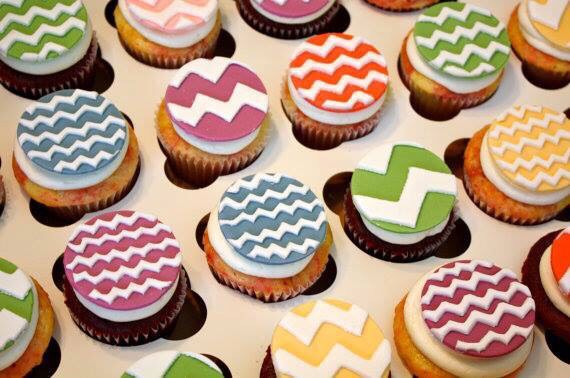 Adorable Cup Cake Topper Ideas And Some DIYs. π