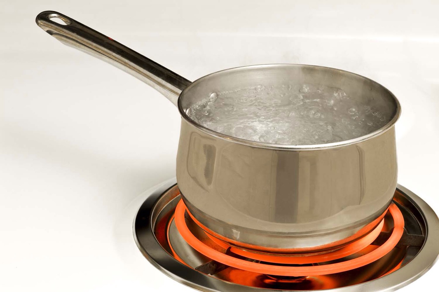 Well there's two ways( that I know of): the boiling process and using conditioner 
Here's what I do:
Boiling: just boil up some water. 
Pour the package(s) in a dry cup or bowl.
When the water bubbles in the pot, pour it into the powder. Mix and let cool for 10 minutes. Then dip your hair in.