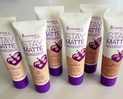 This foundation is my current foundation. It is a liquid mouse foundation. It is full coverage, and has a matte finish! I have no complaints and believe this is an amazing drugstore foundation! The price ranges from 4-6 dollars at the drugstore!!