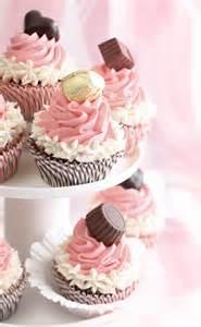 "Some Pretty Amazing Valentine Cupcake Ideas"