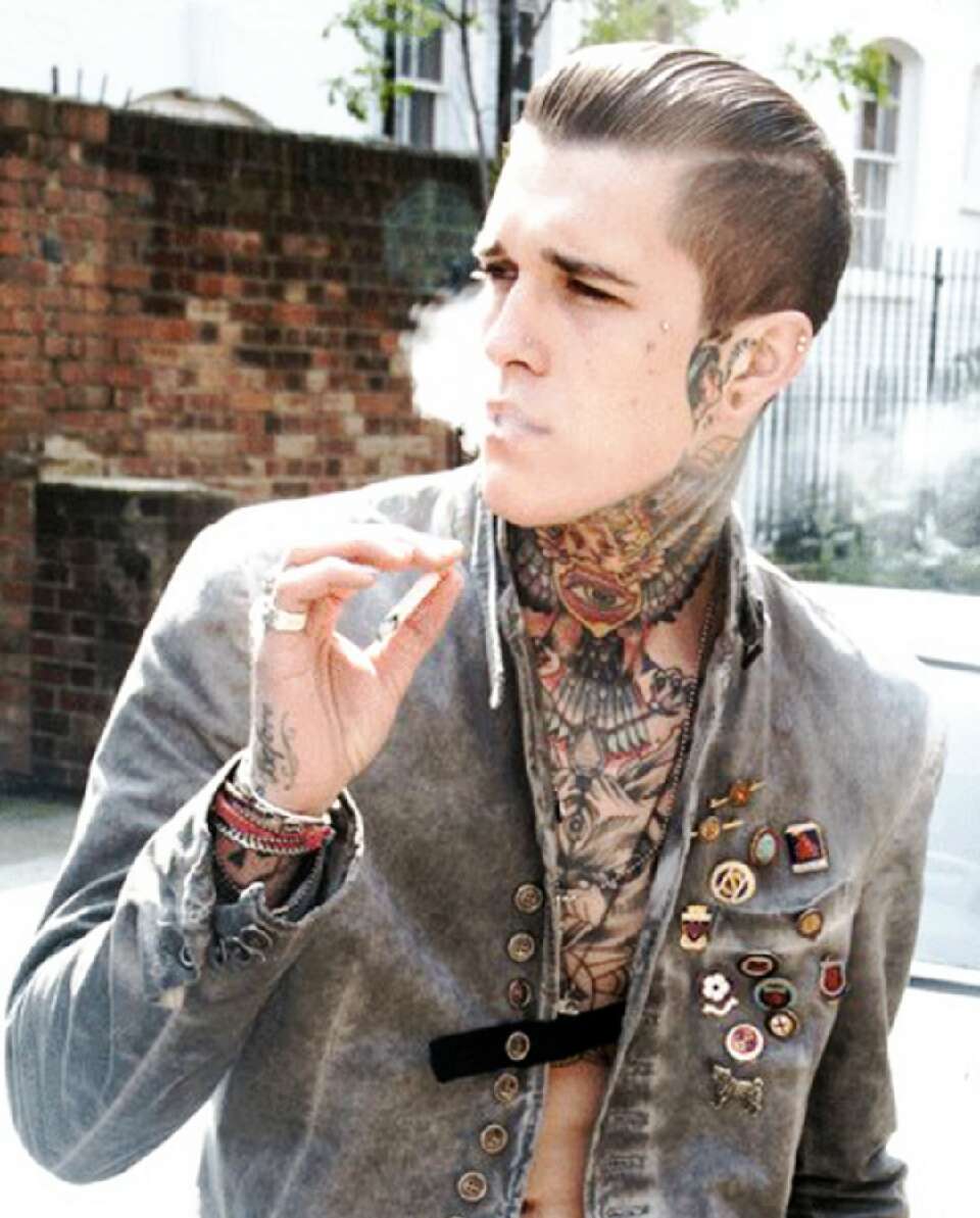 VERY Legitimate Reasons To Date A Tattooed Man!