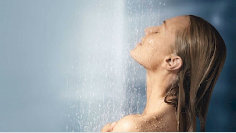 3. Taking long showers.

Long showers are also the best, but the longer you spend in the shower, the more opportunity your skin has to dry out. And you're using up about two gallons of water a minute, so both your skin and your water bill will thank you for cutting it short.