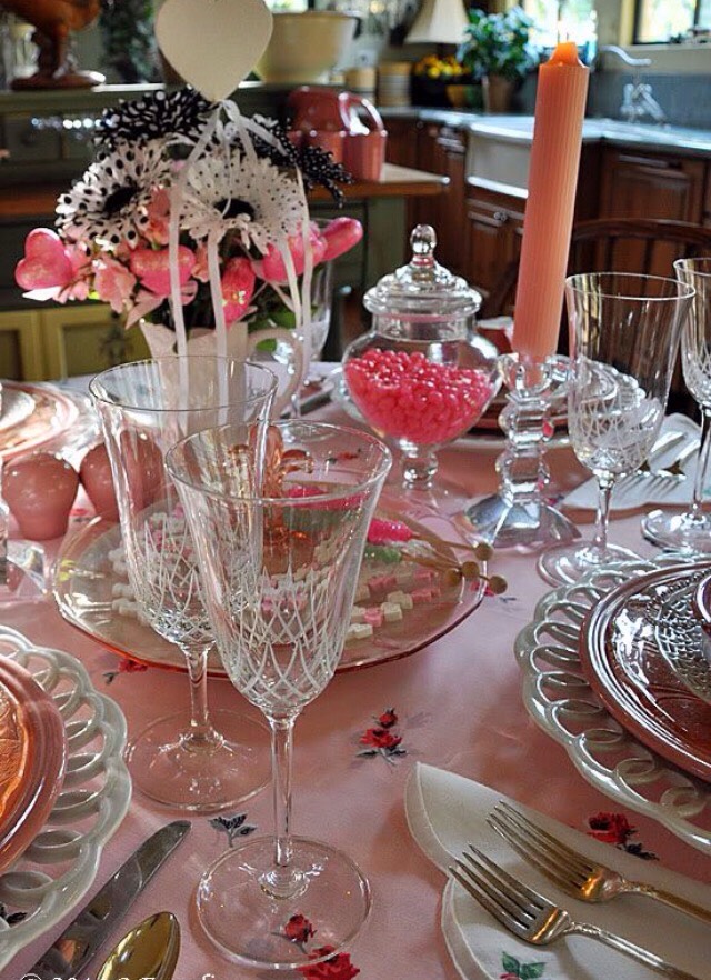 Valentines Table Decor