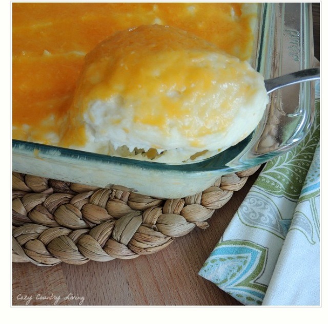 Sour Cream And Cheddar Potato Bake