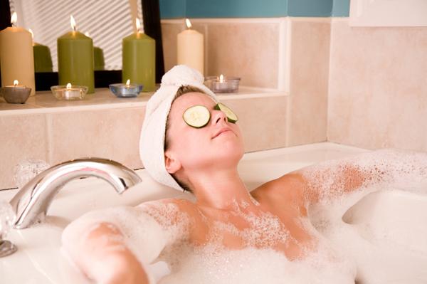 2. The Ultimate Detox Bath : with glycerine and essential oils.