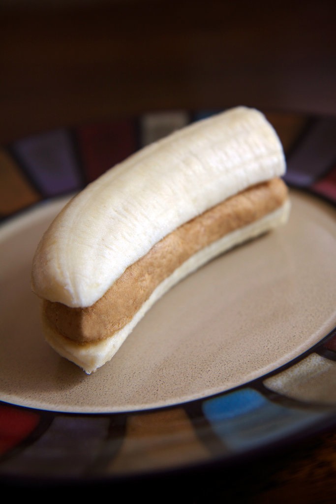 High-protein Banana and PB Snack 
If you love the classic combo of banana with peanut butter, jazz your snack up by adding protein powder.