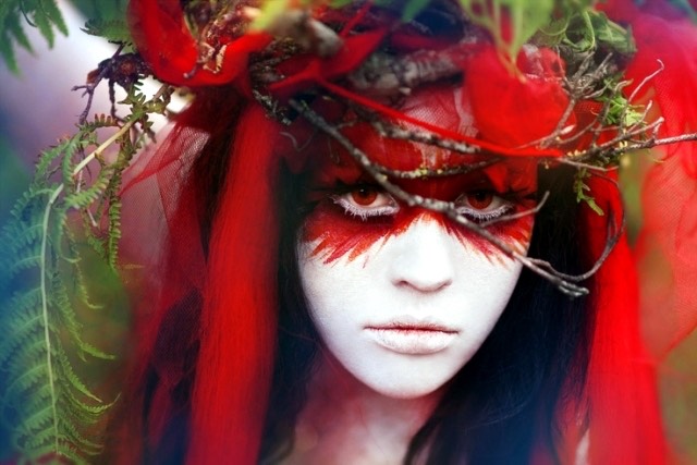 Totally Creepy Halloween Hairstyle Idea's
