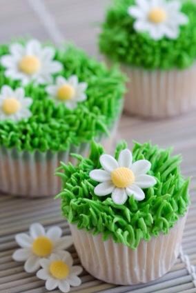 Summer Inspired Cup Cake Designs 