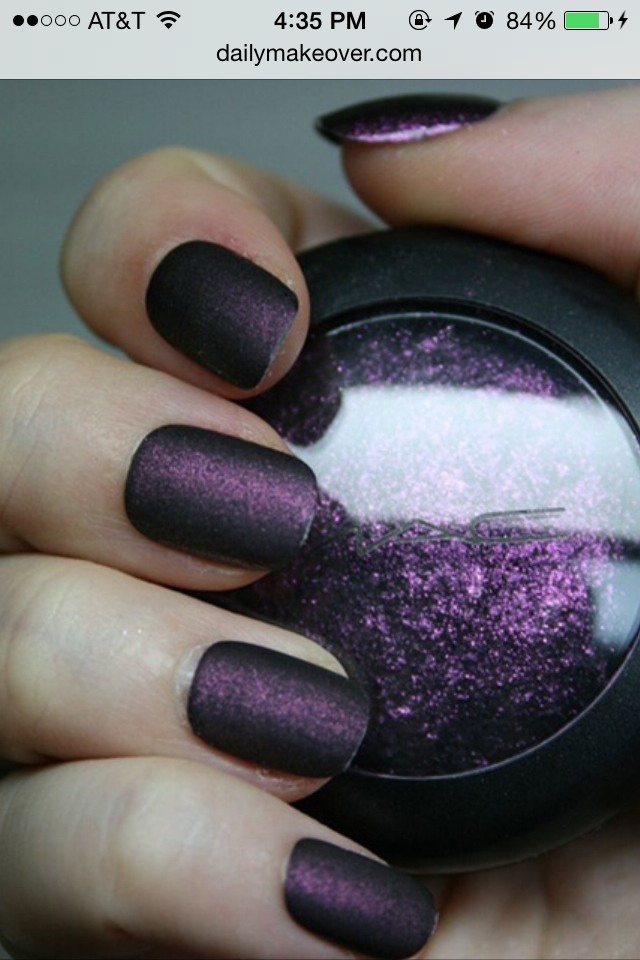 20. If you have a sparkly eye shadow shade you never wear because it’s just too bold, crush it up and mix it with clear nail polish to create a one of a kind manicure.