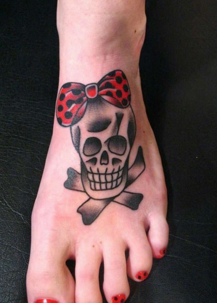 Beautiful Skull Tattoos For Women!