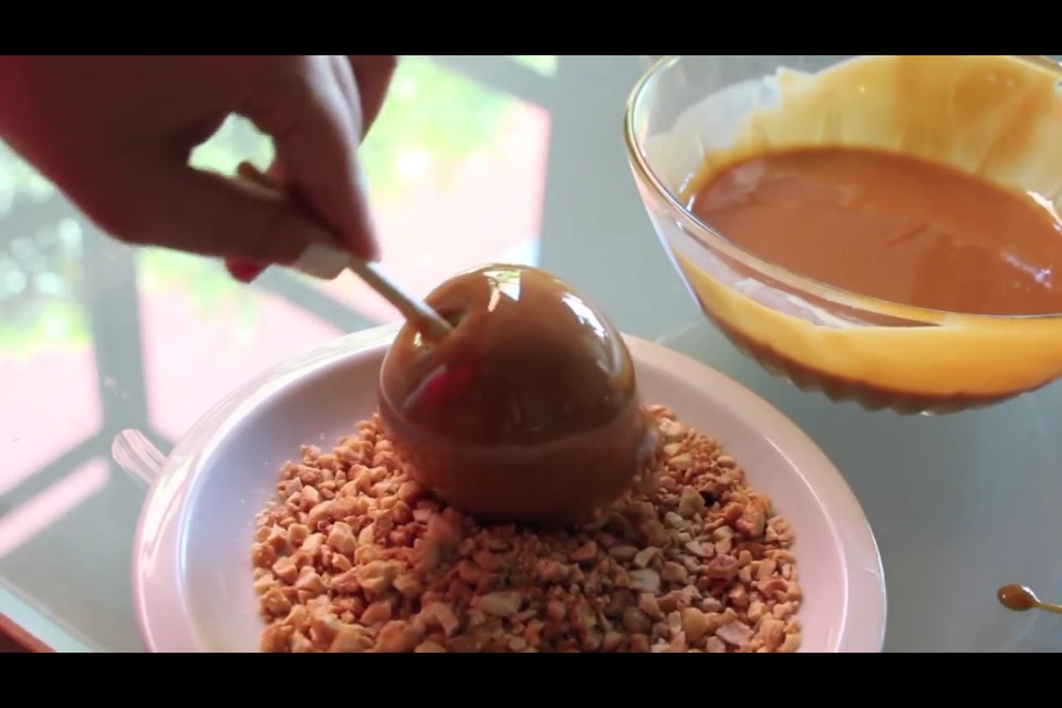 Candy/Chocolate/Caramel Apples! 🍎🍫