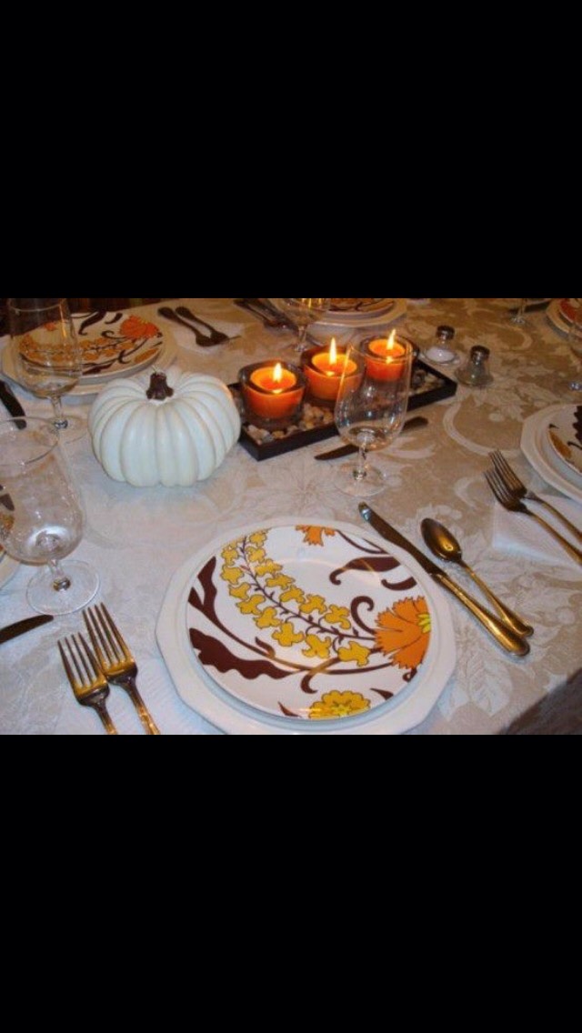 Thanksgiving Dinner Table
