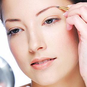 2. Best Instant Makeover

Well-groomed eyebrows really open up the face. When shaping your brows, don't overtweeze them, but go for a natural, fuller arch.
