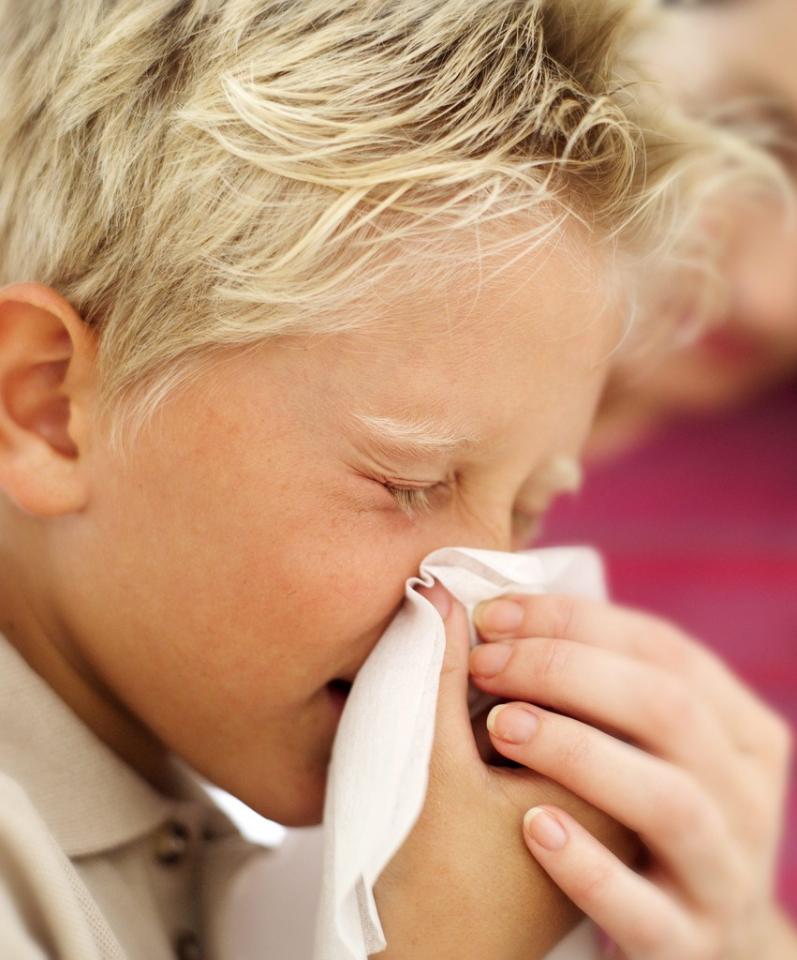 Soothing Sniffles
Whether you have a runny nose or allergies, rub just a bit of coconut oil inside your nostrils for relief.