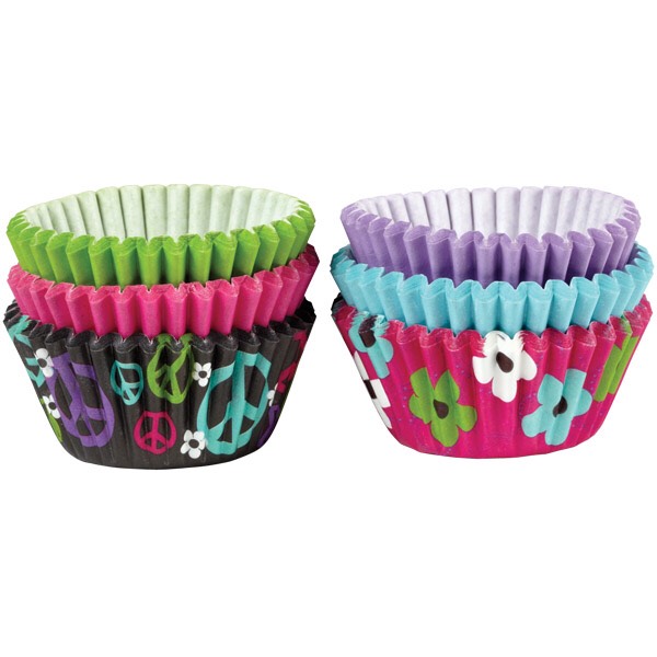 I always put my cookie cups in mini baking cups