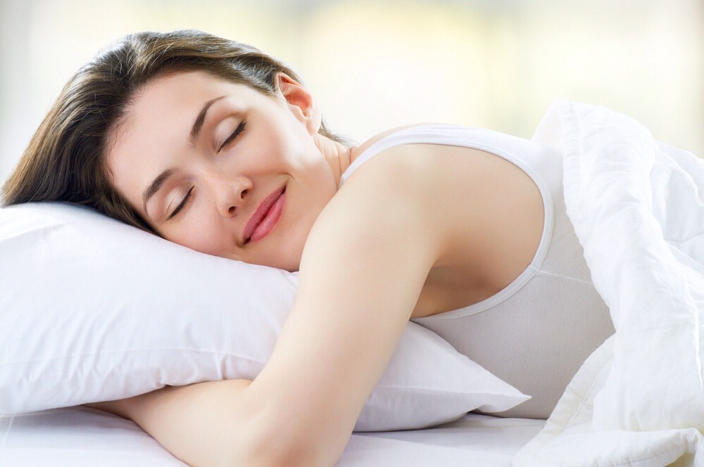 🚫Mistake #8: Not getting enough sleep. One of the biggest mistakes people make is not putting enough emphasis on sleep & stress. If you want to create the ideal fat loss conditions for your body, you have to manage your stress levels & make sure the quantity & quality of sleep is on point. 😴💤

