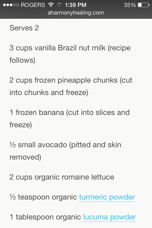 Anti-Aging Pineapple Banana Green Smoothie!